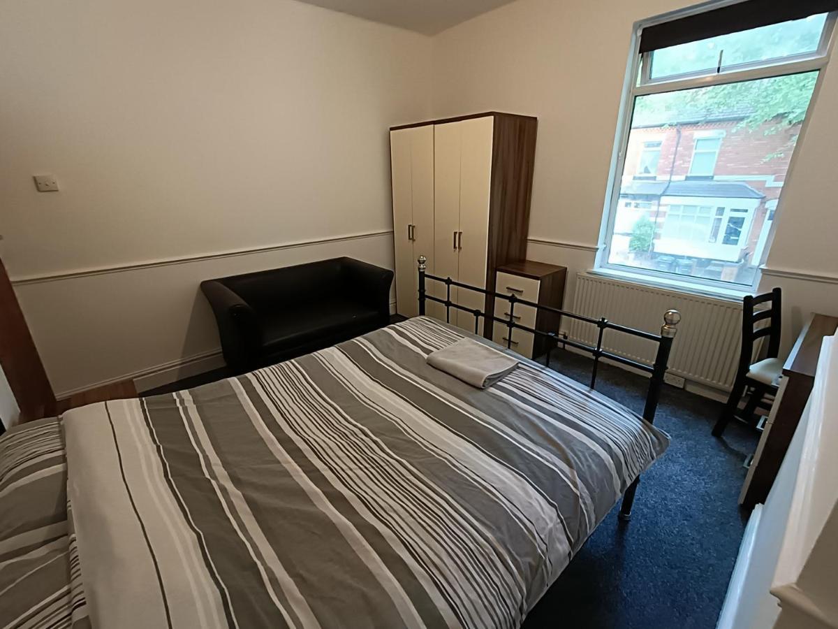 Johnson Road Near Erdington Station Appartement Birmingham Buitenkant foto
