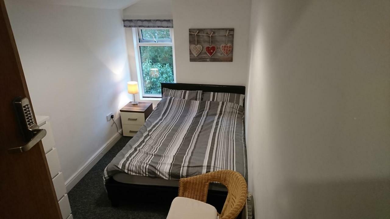 Johnson Road Near Erdington Station Appartement Birmingham Buitenkant foto